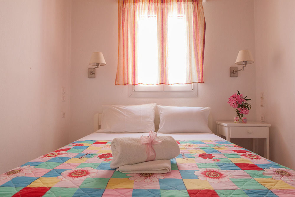Ergina Summer Resort Antiparos Екстер'єр фото