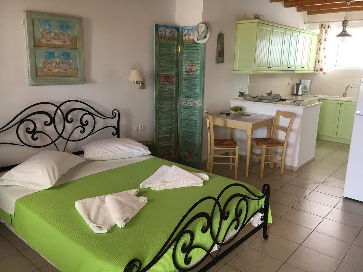 Ergina Summer Resort Antiparos Екстер'єр фото