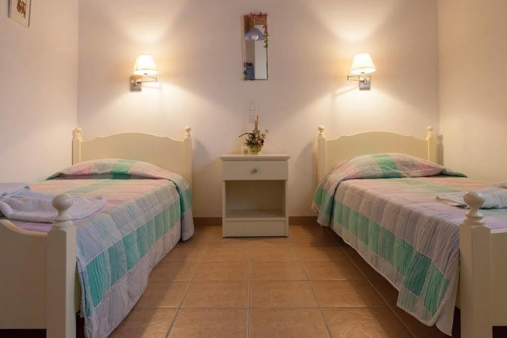 Ergina Summer Resort Antiparos Екстер'єр фото